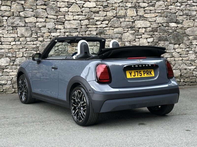 2026 (75) MINI COOPER 2.0 S Exclusive 2dr Auto 1