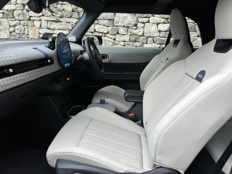 2026 (75) MINI COOPER 2.0 S Exclusive 2dr Auto 5652929