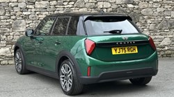 2026 (75) MINI COOPER 1.5 C Classic 5dr Auto 1