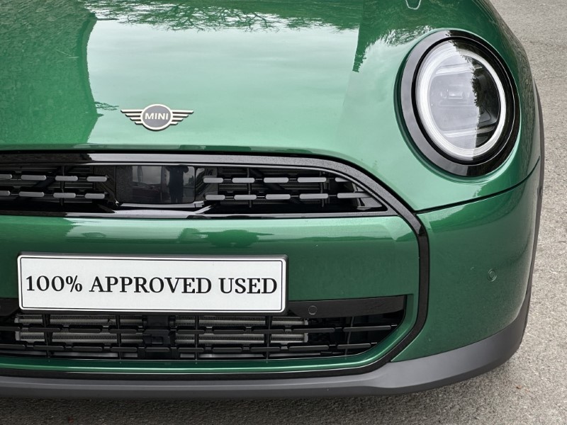 2026 (75) MINI COOPER 1.5 C Classic 5dr Auto 5658144
