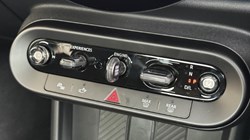 2026 (75) MINI COOPER 1.5 C Classic 5dr Auto 5658137