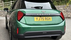 2026 (75) MINI COOPER 1.5 C Classic 5dr Auto 5658123