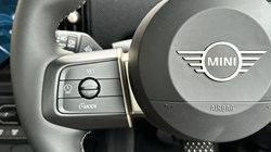 2026 (75) MINI COOPER 1.5 C Classic 5dr Auto 5658140