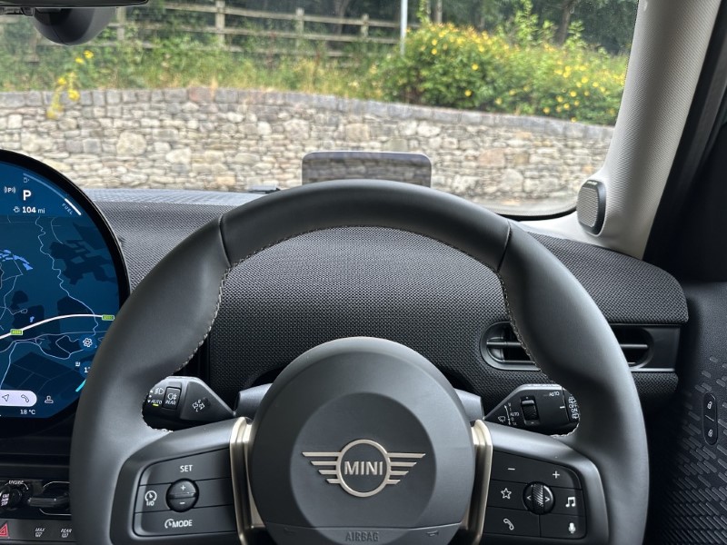 2026 (75) MINI COOPER 1.5 C Classic 5dr Auto 5658176