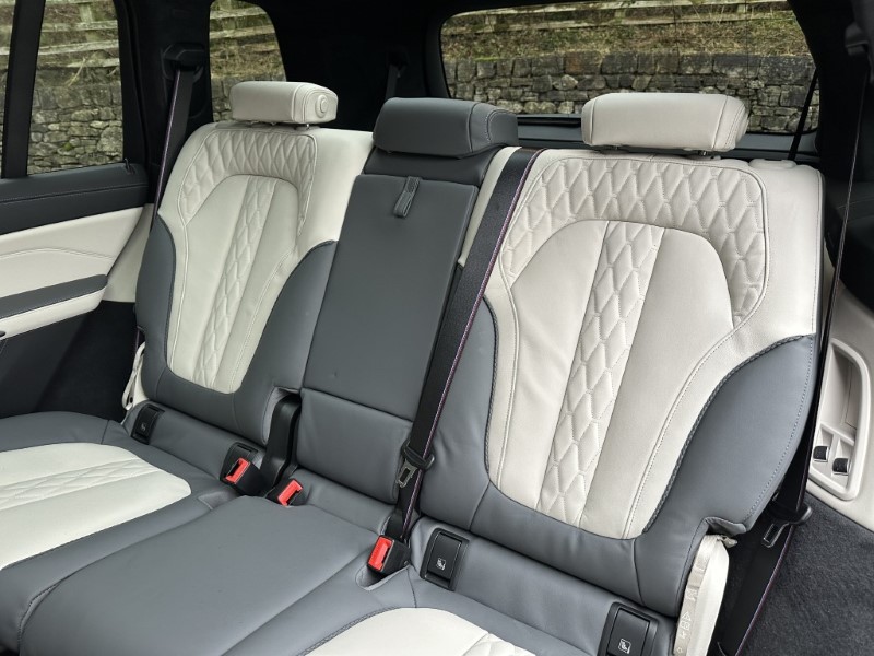 2026 (75) BMW X7 xDrive40d MHT M Sport 5dr  4991852