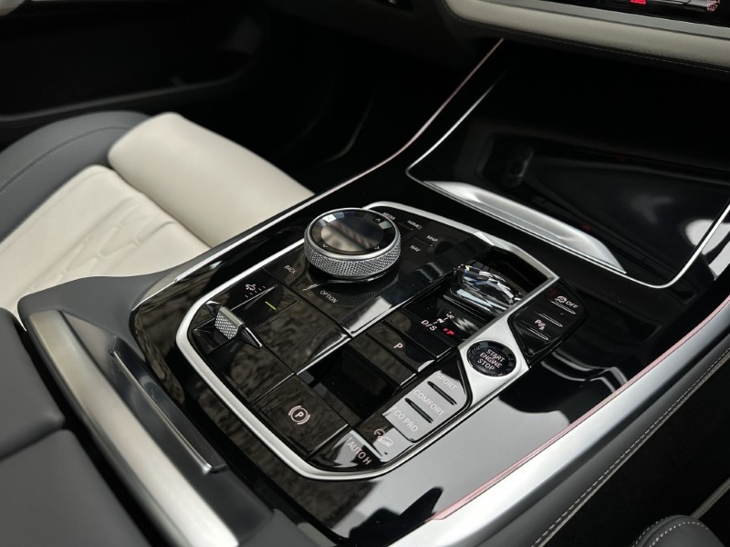 2026 (75) BMW X7 xDrive40d MHT M Sport 5dr  4991870