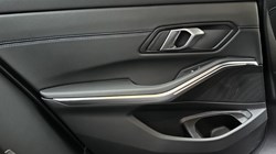 2024 (74) BMW 3 SERIES 320i M Sport 4dr Saloon 4997293