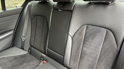 2024 (74) BMW 3 SERIES 320i M Sport 4dr Saloon 4997311