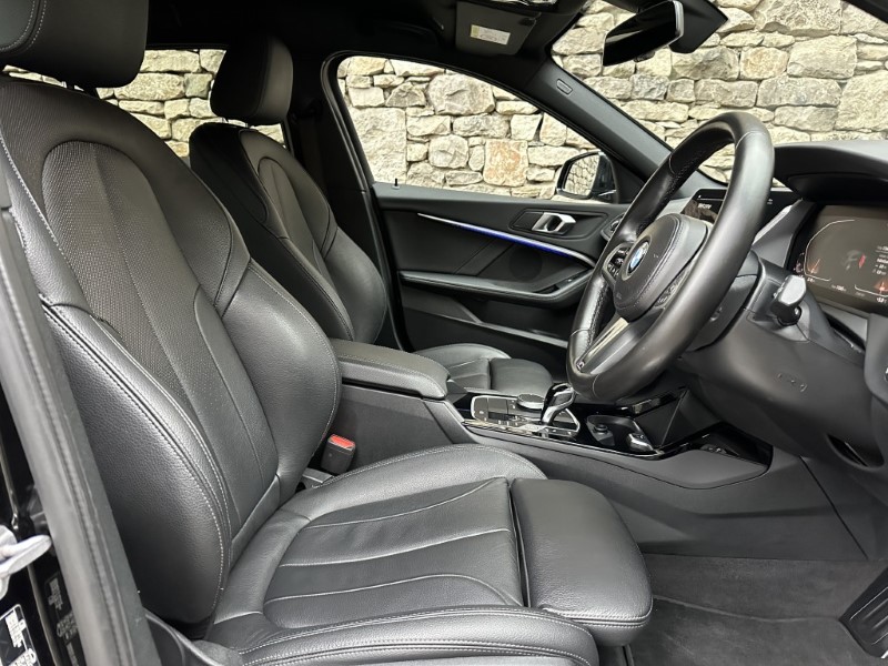 2023 (23) BMW 1 SERIES 118i M Sport 5dr [LCP] 5017739