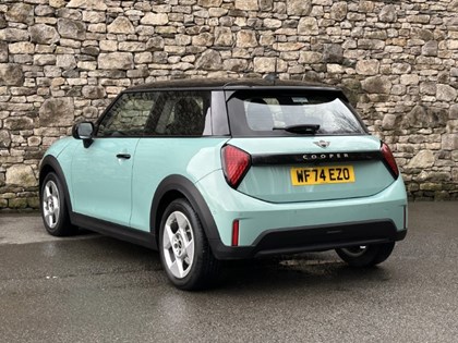 2024 (74) MINI COOPER 1.5 C Classic 3dr Auto