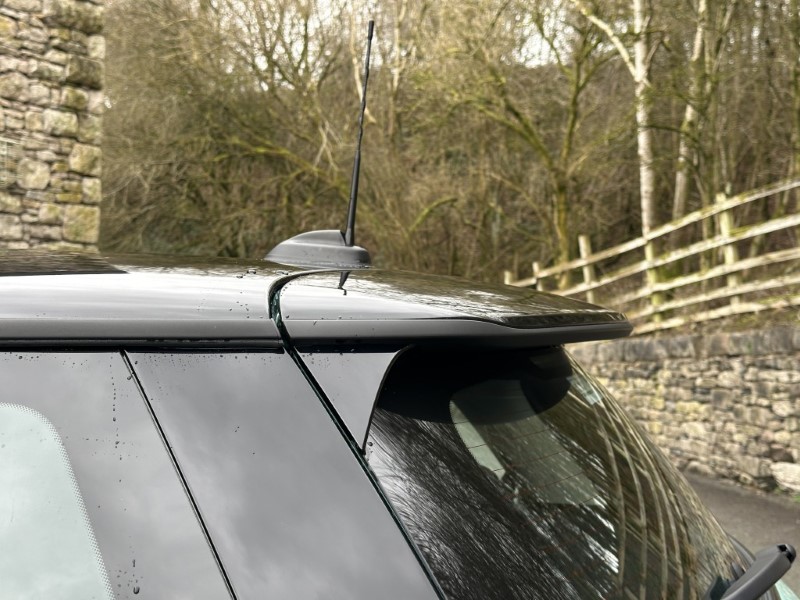 2024 (74) MINI COOPER 1.5 C Classic 3dr Auto 5033588