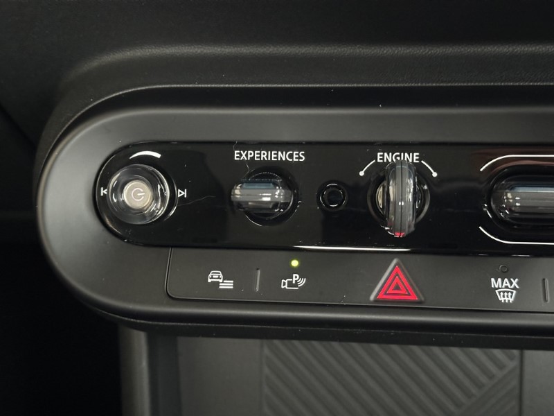 2024 (74) MINI COOPER 1.5 C Classic 3dr Auto 5033611