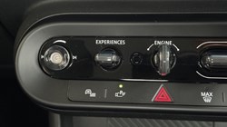 2024 (74) MINI COOPER 1.5 C Classic 3dr Auto 5033611