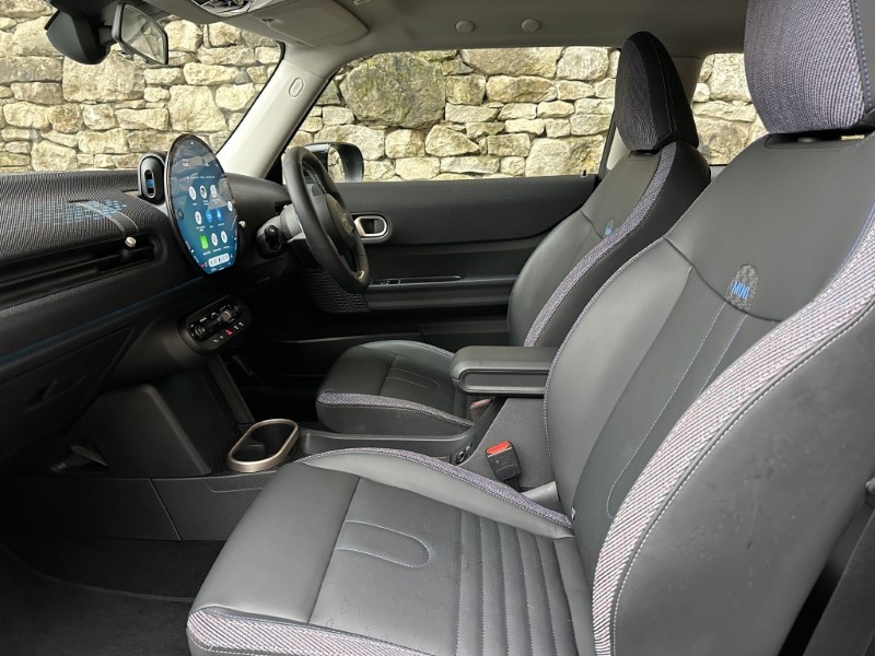 2024 (74) MINI COOPER 1.5 C Classic 3dr Auto 5033575