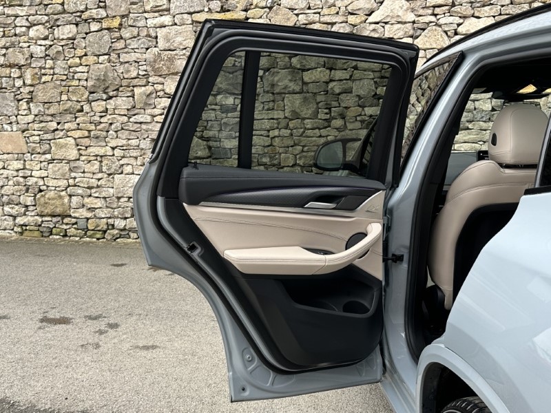 2022 (22) BMW X3 xDrive M40d MHT 5dr  5015417