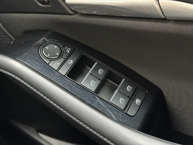 2022 (22) MAZDA CX-30 2.0 e-Skyactiv G MHEV SE-L 5dr 5040742