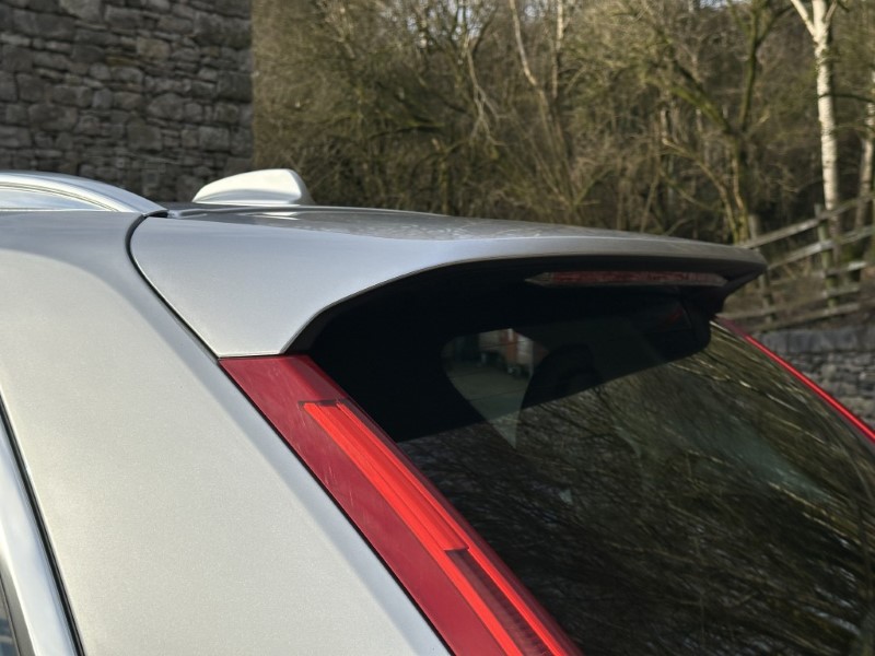 2021 (71) VOLVO XC90 2.0 B5D [235] Momentum 5dr AWD Geartronic 5053668