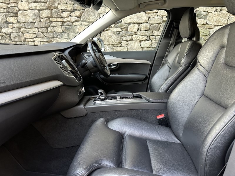 2021 (71) VOLVO XC90 2.0 B5D [235] Momentum 5dr AWD Geartronic 5053651