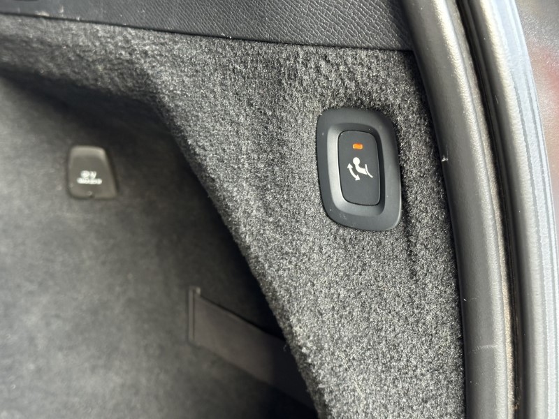 2021 (71) VOLVO XC90 2.0 B5D [235] Momentum 5dr AWD Geartronic 5053623