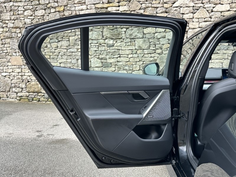 2025 (74) BMW 5 SERIES 520i M Sport Pro Saloon  5004453