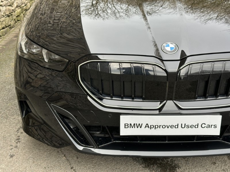 2025 (74) BMW 5 SERIES 520i M Sport Pro Saloon  5004437