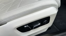 2025 (25) BMW 5 SERIES 520i M Sport Saloon 5005870