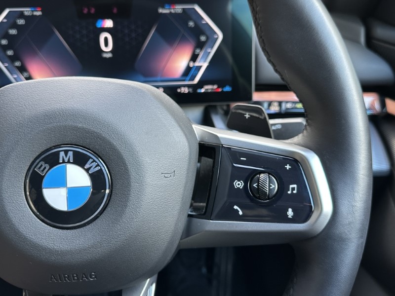 2025 (25) BMW 5 SERIES 520i M Sport Saloon  5005880