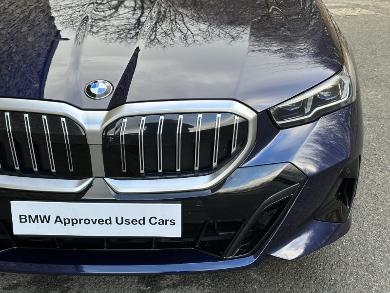2025 (25) BMW 5 SERIES 520i M Sport Saloon  5005885