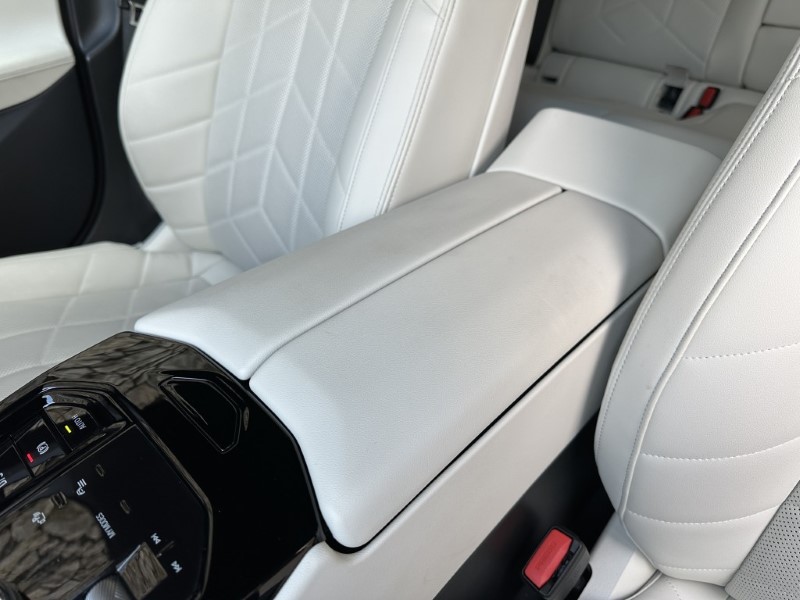 2025 (25) BMW 5 SERIES 520i M Sport Saloon  5005891