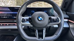 2025 (25) BMW 5 SERIES 520i M Sport Saloon 5005868