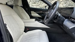 2025 (25) BMW 5 SERIES 520i M Sport Saloon 5005863