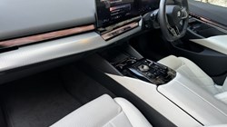 2025 (25) BMW 5 SERIES 520i M Sport Saloon 5005887