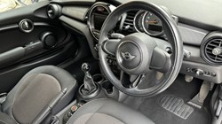 2017 (67) MINI HATCHBACK 1.5 Cooper 3dr 5060418