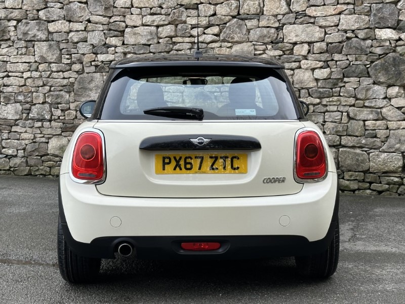 2017 (67) MINI HATCHBACK 1.5 Cooper 3dr 5060445