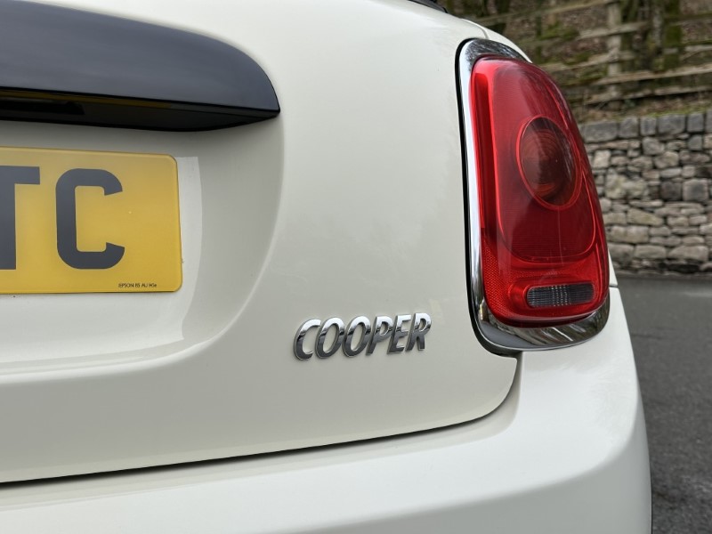 2017 (67) MINI HATCHBACK 1.5 Cooper 3dr 5060416