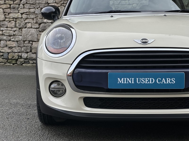 2017 (67) MINI HATCHBACK 1.5 Cooper 3dr 5060462