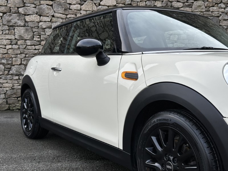 2017 (67) MINI HATCHBACK 1.5 Cooper 3dr 5060467