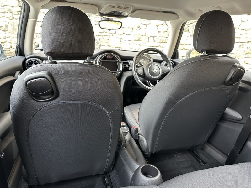 2017 (67) MINI HATCHBACK 1.5 Cooper 3dr 5060450