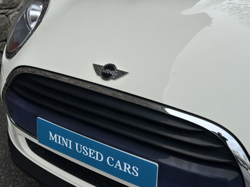 2017 (67) MINI HATCHBACK 1.5 Cooper 3dr 5060438