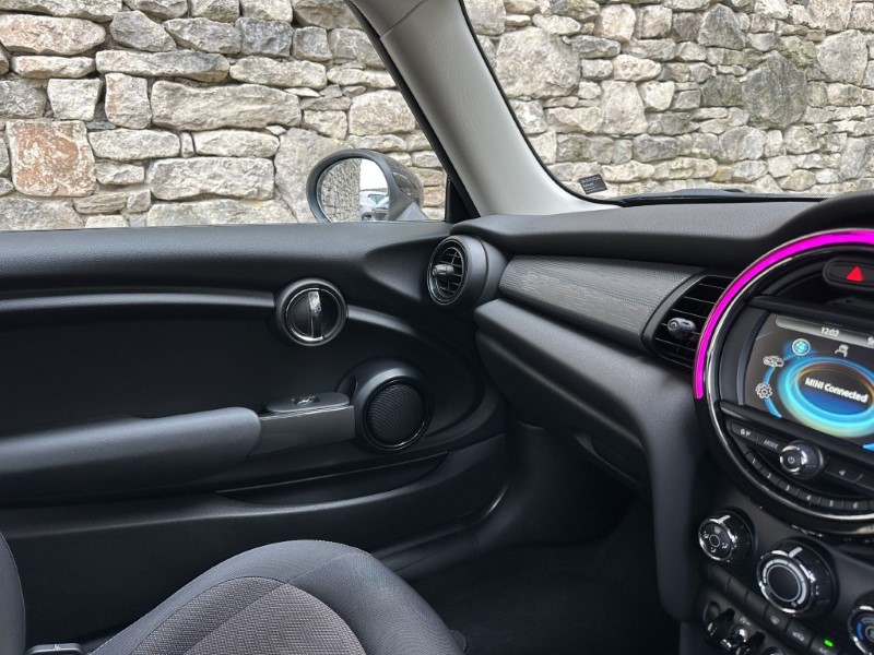2017 (67) MINI HATCHBACK 1.5 Cooper 3dr 5060427