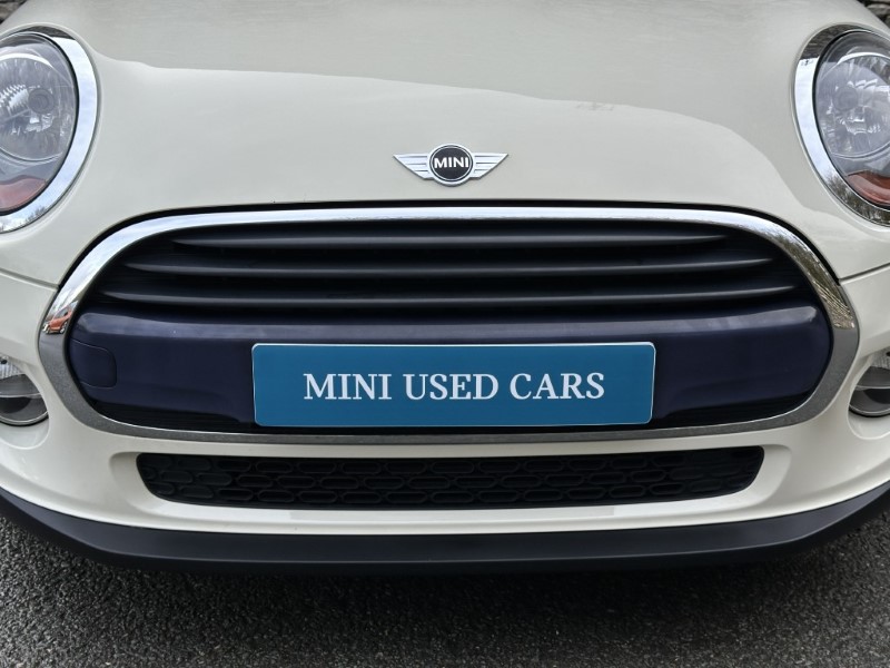 2017 (67) MINI HATCHBACK 1.5 Cooper 3dr 5060463