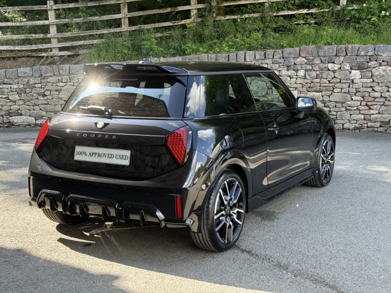 2025 (25) MINI COOPER 1.5 C Sport 3dr Auto 5046236