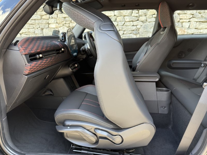 2025 (25) MINI COOPER 1.5 C Sport 3dr Auto 5046250