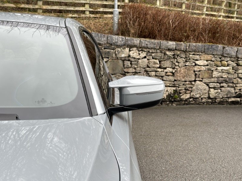 2024 (74) BMW M2 480 2dr  5035436