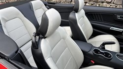 2018 (68) FORD MUSTANG 2.3 EcoBoost 2dr Auto 5062988