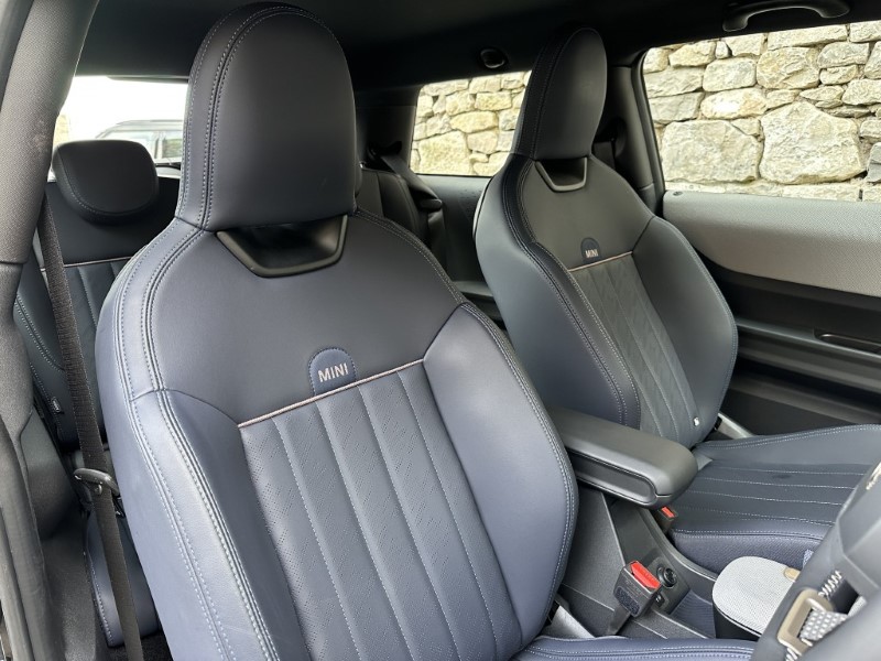 2024 (74) MINI COOPER 2.0 S Exclusive 3dr Auto 5025051