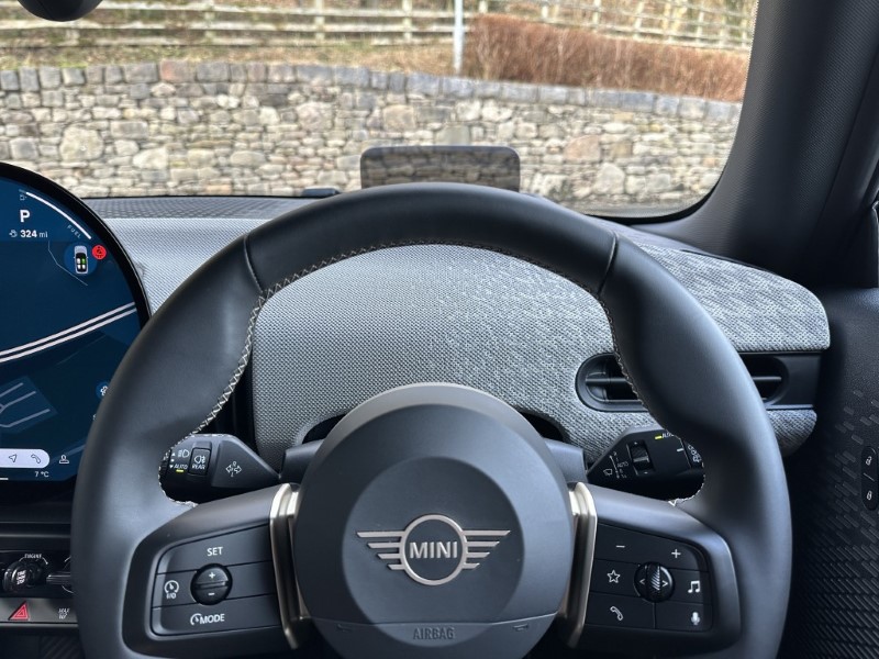 2024 (74) MINI COOPER 2.0 S Exclusive 3dr Auto 5025087