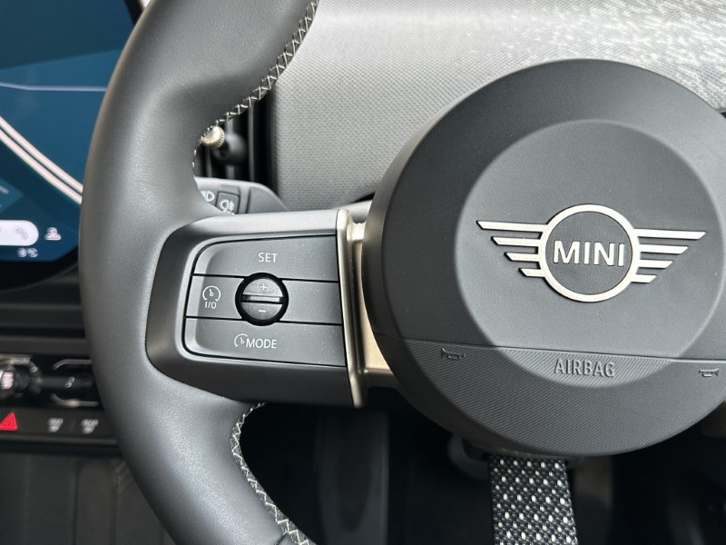 2024 (74) MINI COOPER 2.0 S Exclusive 3dr Auto 5025062