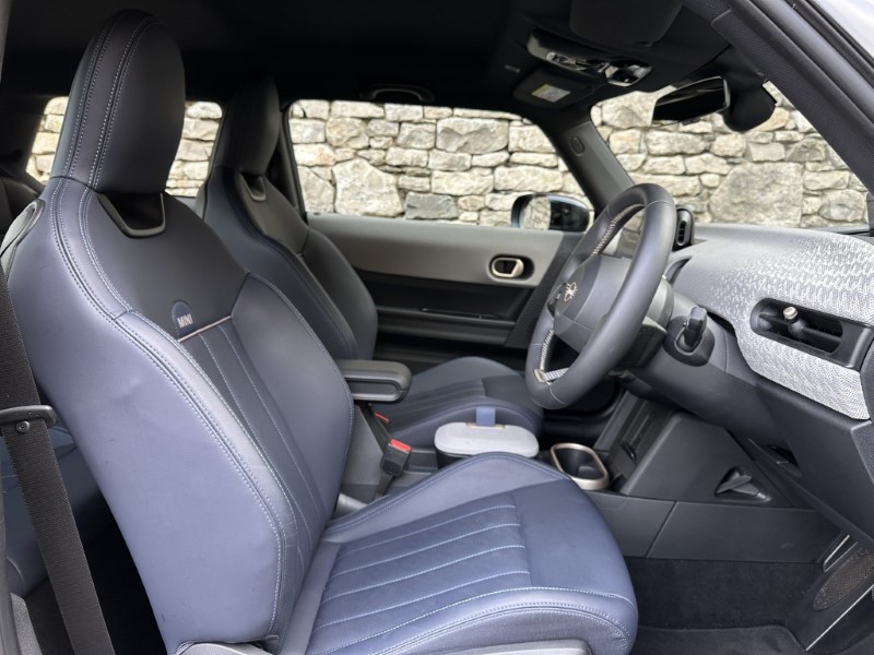 2024 (74) MINI COOPER 2.0 S Exclusive 3dr Auto 5025048