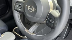 2024 (74) MINI COOPER 2.0 S Exclusive 3dr Auto 5025049